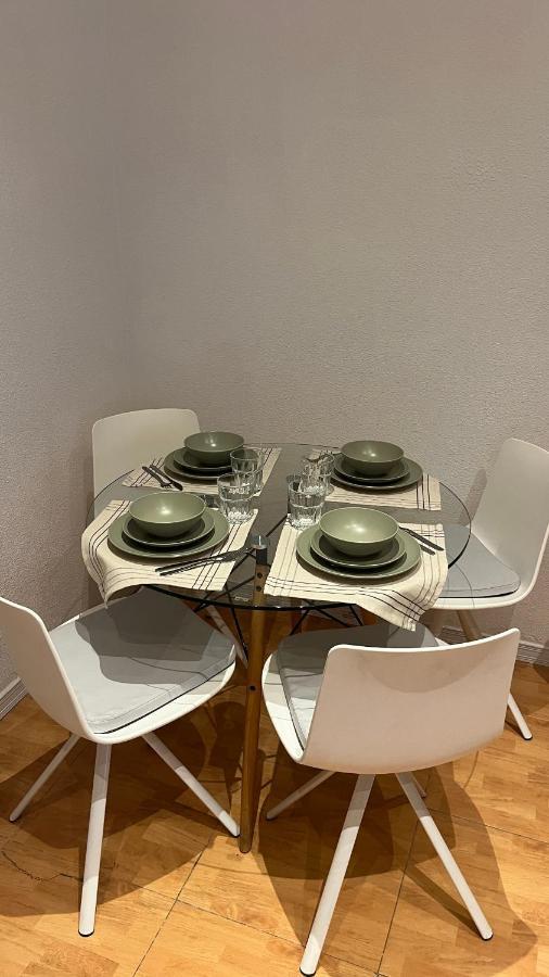 Piso En Valdeacederas Daire Madrid Dış mekan fotoğraf