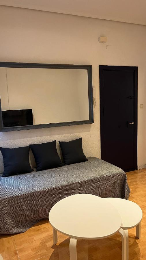 Piso En Valdeacederas Daire Madrid Dış mekan fotoğraf